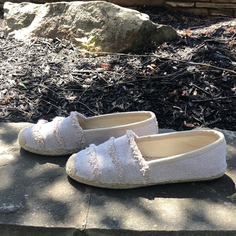 Women’s Michael Kors flats. Size 6. - Picture 2 of 7